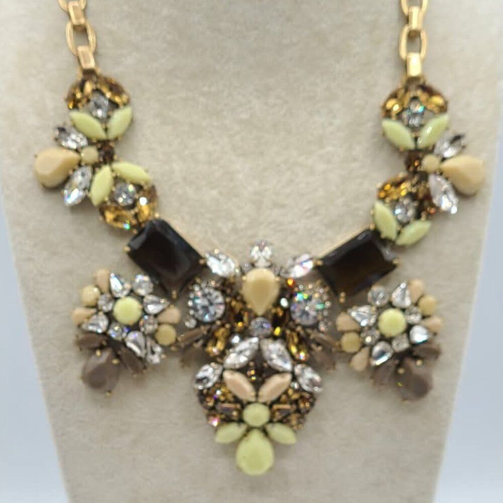 J Crew Heavy Chunky Crystal Resin Multicolor WOWZER Necklace - Picture 2 of 16